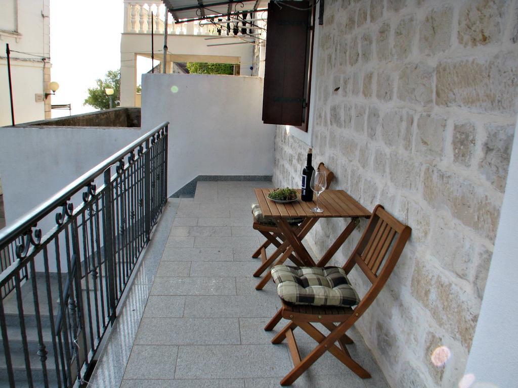 Apartment Noa Kaštel Kambelovac Δωμάτιο φωτογραφία